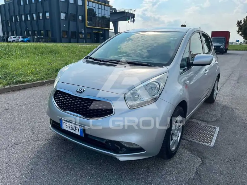 2015 KIA Venga