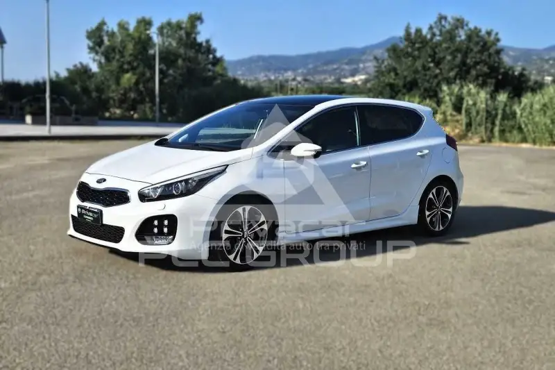 2015 KIA XCEED