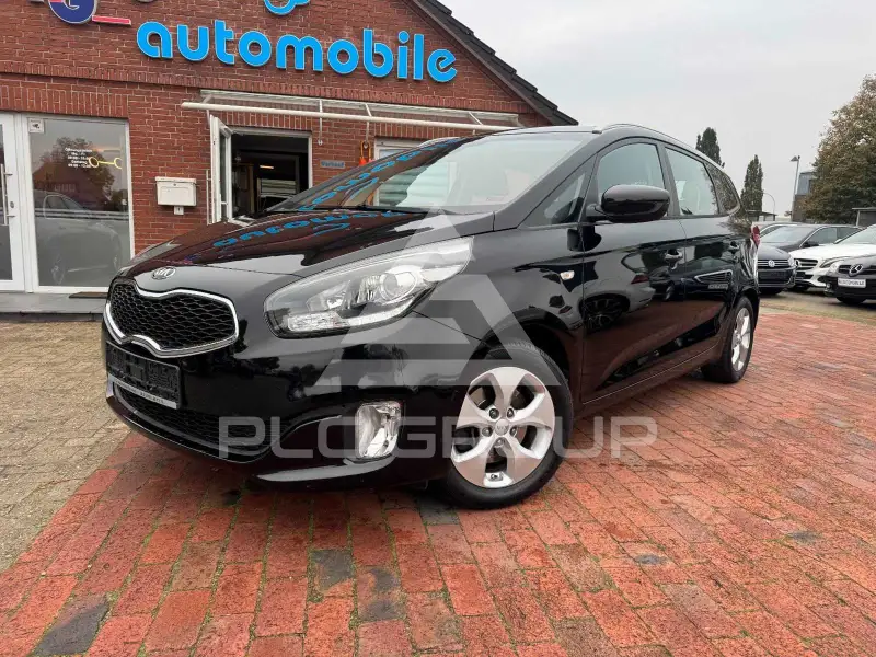 2015 KIA Carens