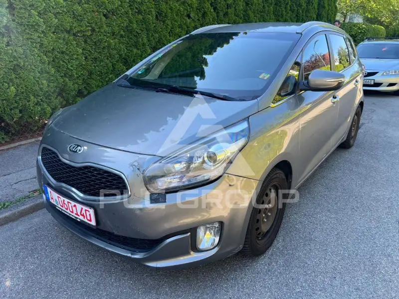 2015 KIA Carens