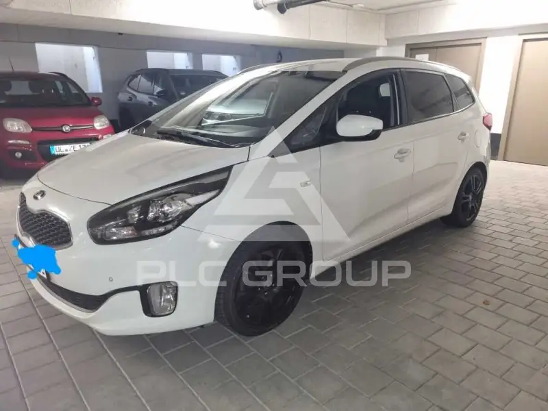 2015 KIA Carens