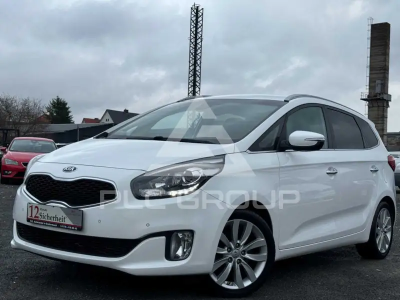 2015 KIA Carens