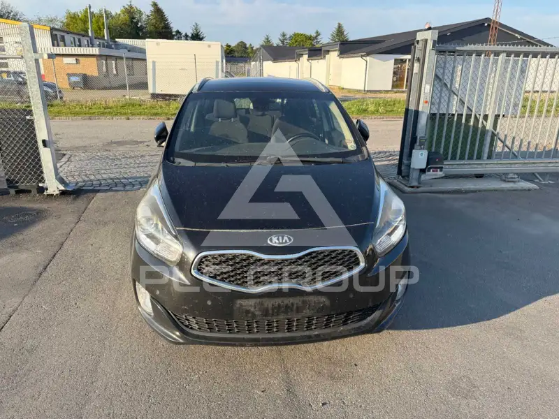 2015 KIA Carens
