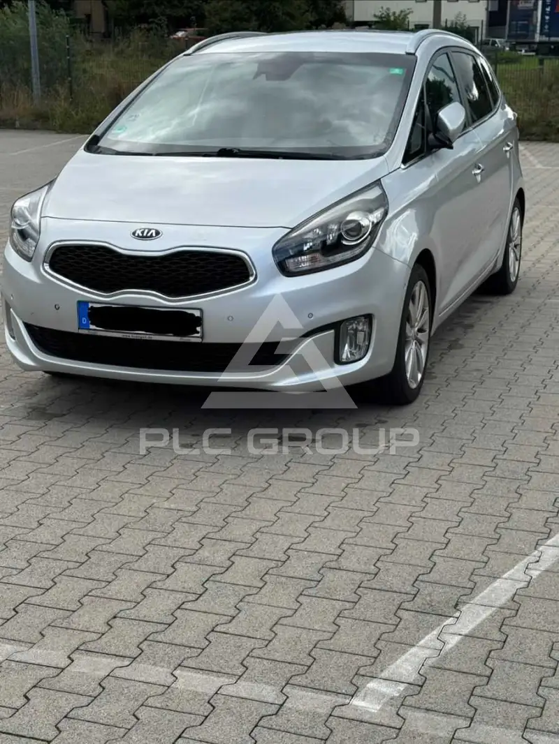 2015 KIA Carens