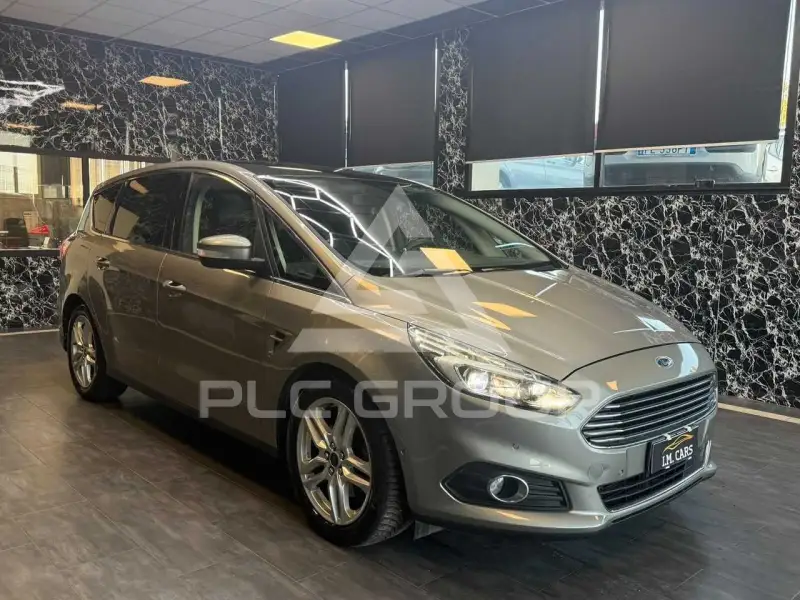 2015 Ford S-Max