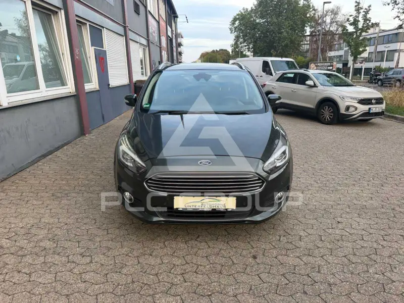 2015 Ford S-Max