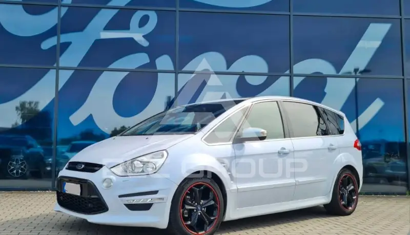 2015 Ford S-Max