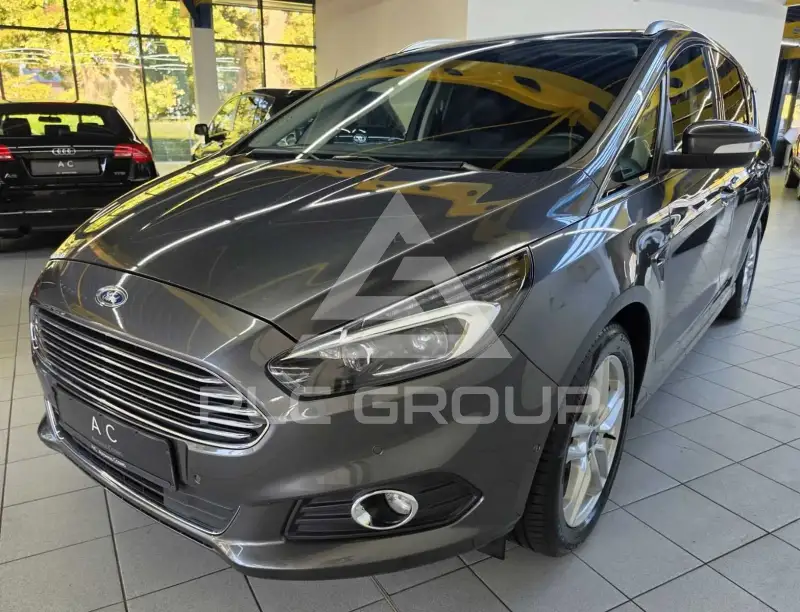 2015 Ford S-Max