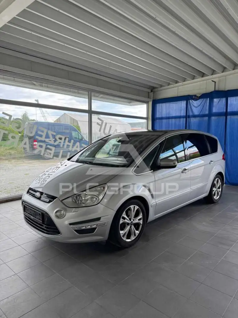 2015 Ford S-Max