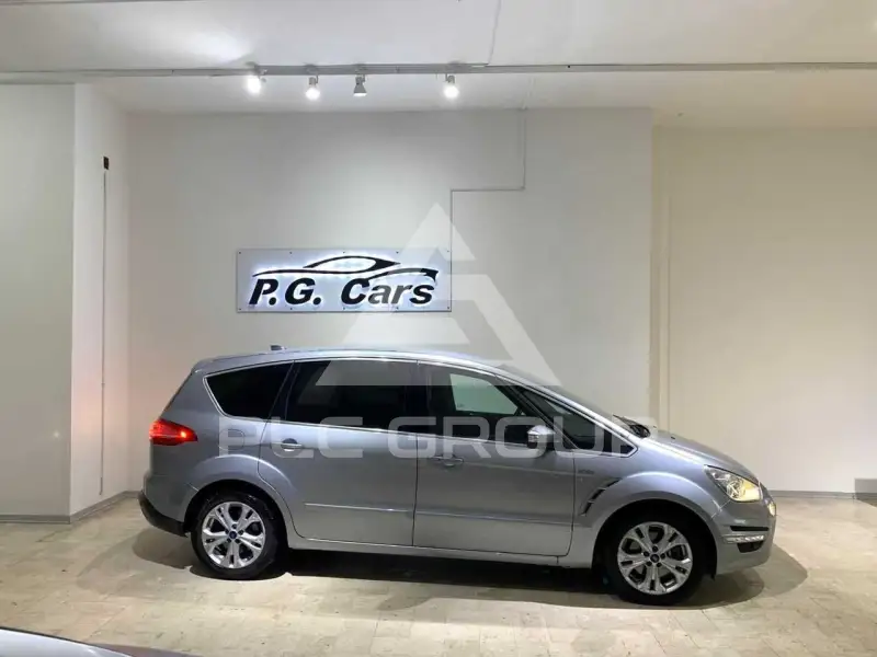2015 Ford S-Max