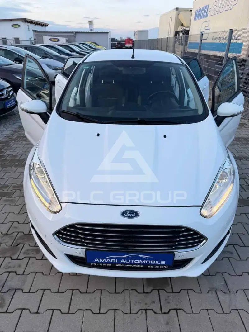 2015 Ford FIESTA