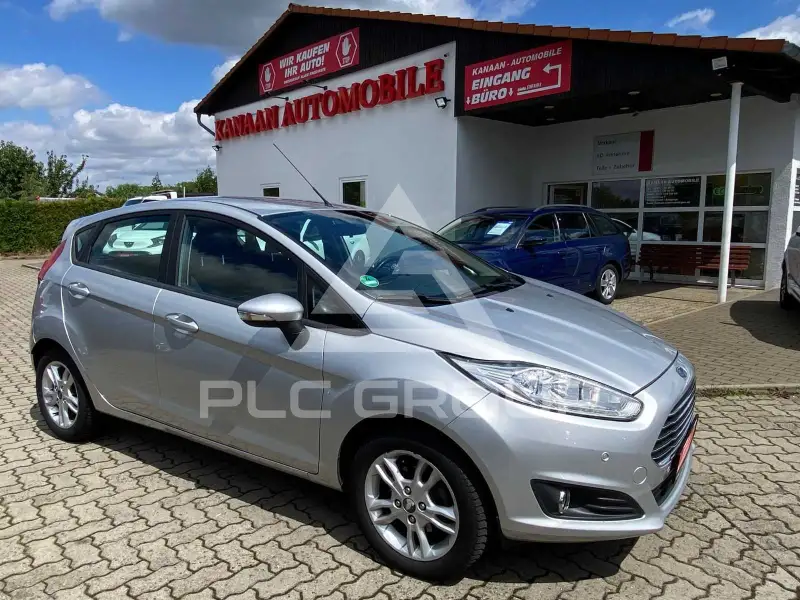 2015 Ford FIESTA