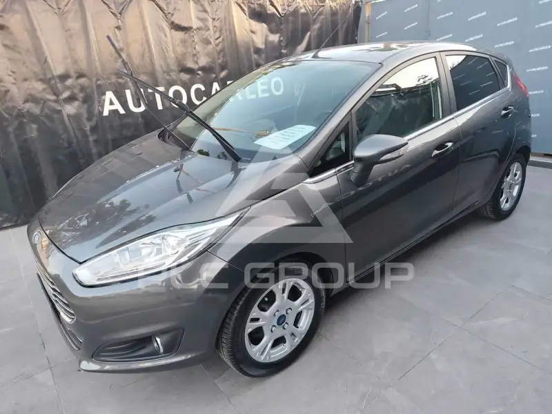 2015 Ford FIESTA