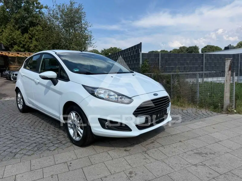 2015 Ford FIESTA
