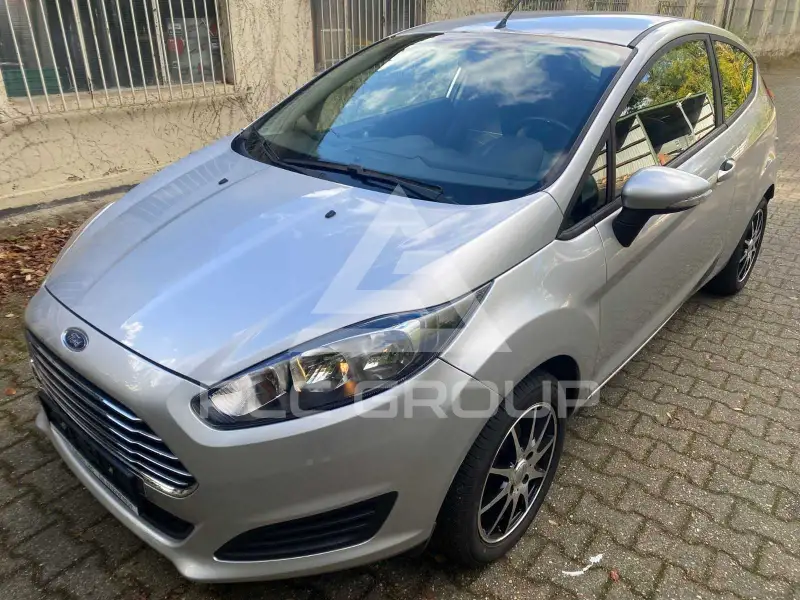 2015 Ford FIESTA