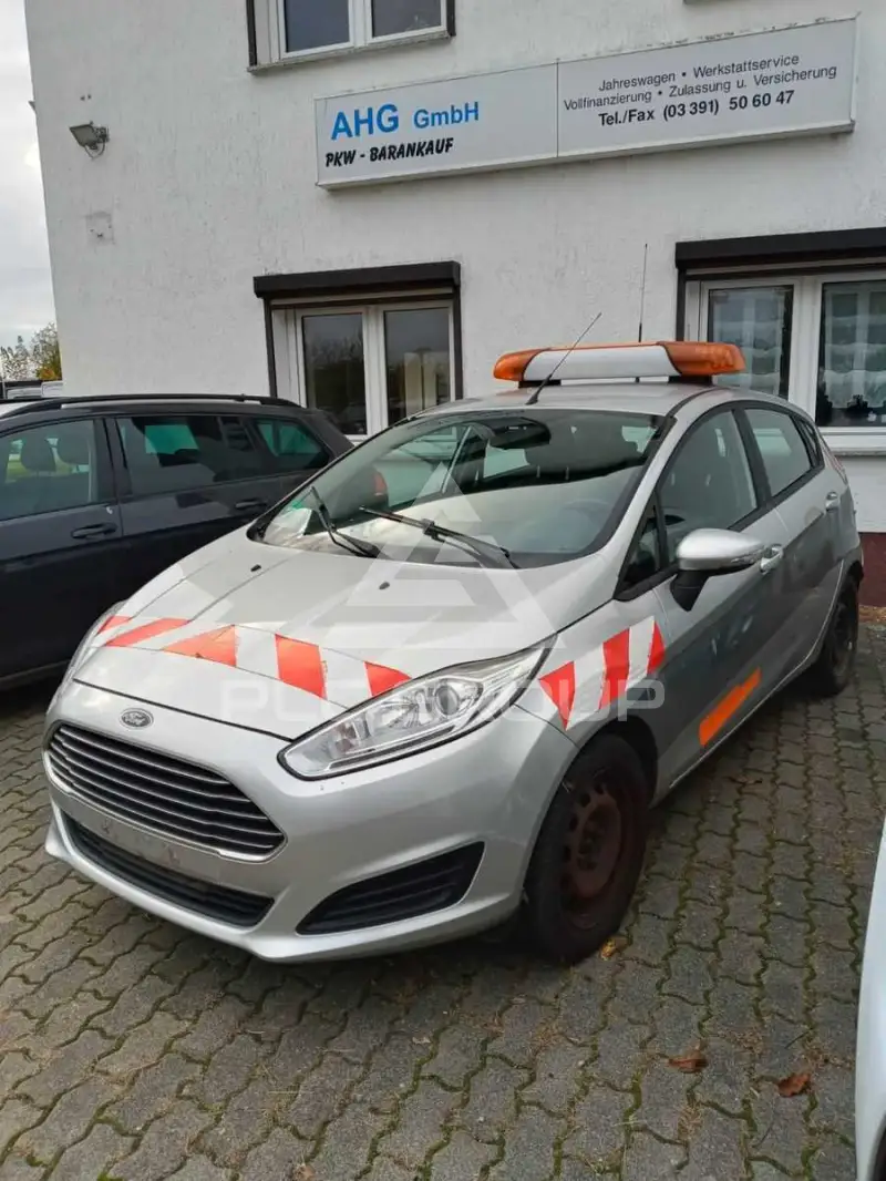 2015 Ford FIESTA