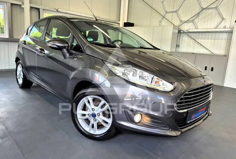 2015 Ford FIESTA