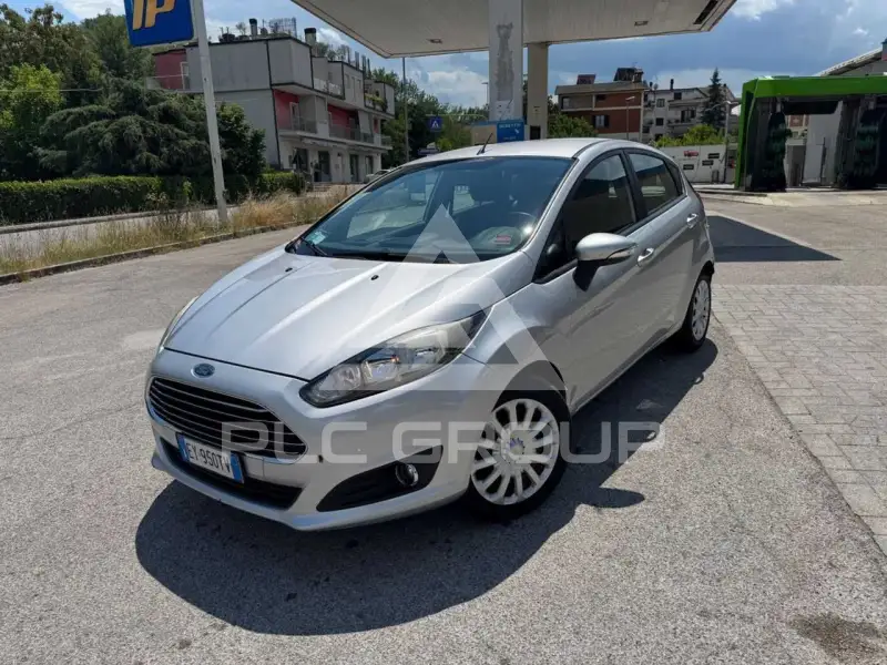 2015 Ford FIESTA