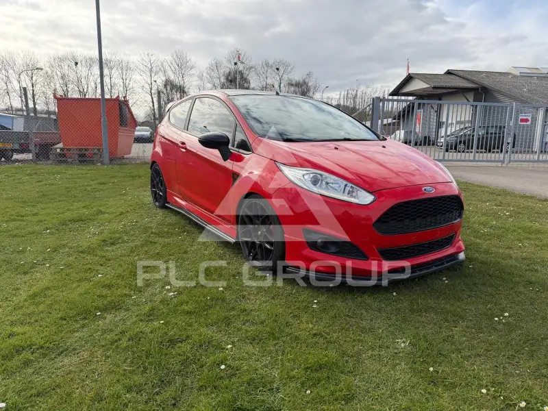 2015 Ford FIESTA