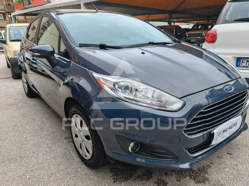 2015 Ford FIESTA