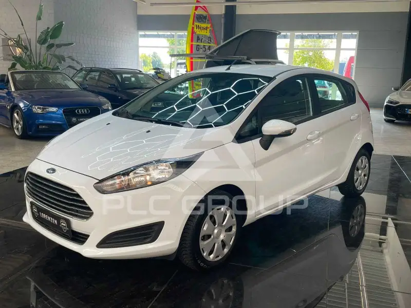 2015 Ford FIESTA