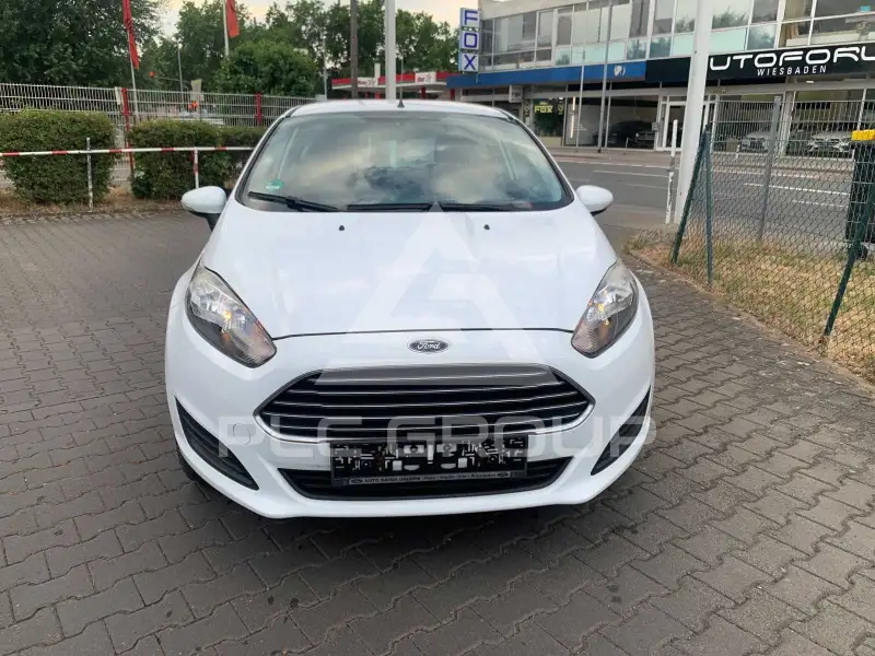 2015 Ford FIESTA