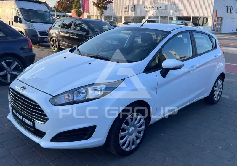 2015 Ford FIESTA