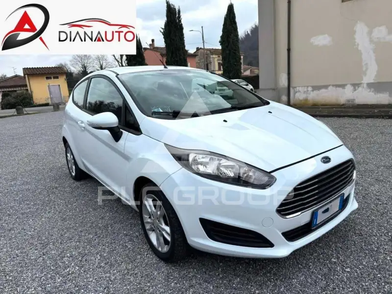 2015 Ford FIESTA
