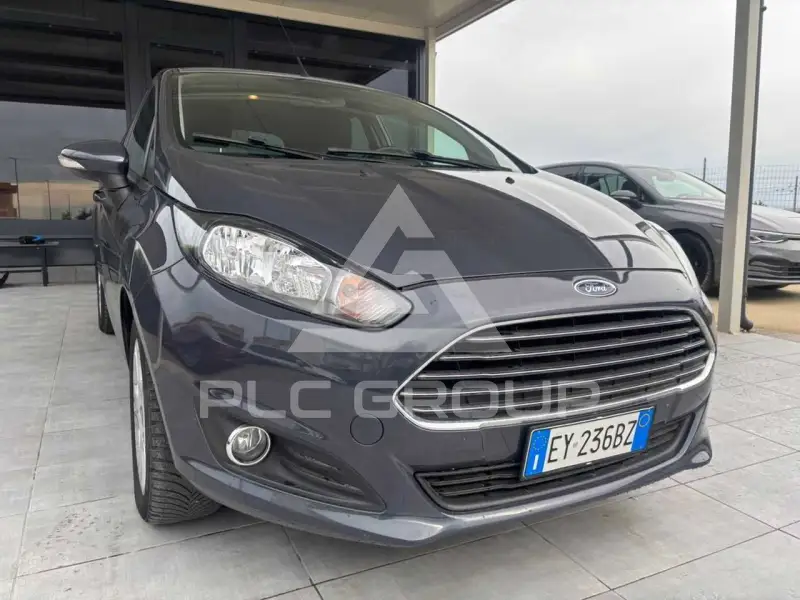 2015 Ford FIESTA