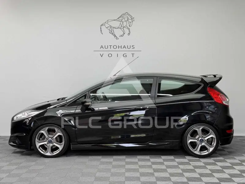 2015 Ford FIESTA