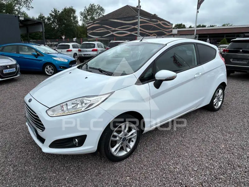 2015 Ford FIESTA