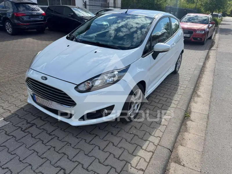 2015 Ford FIESTA
