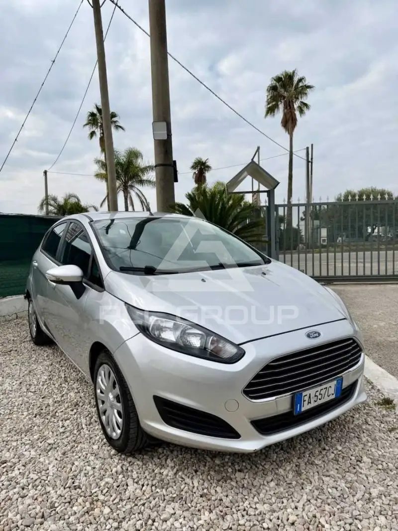 2015 Ford FIESTA