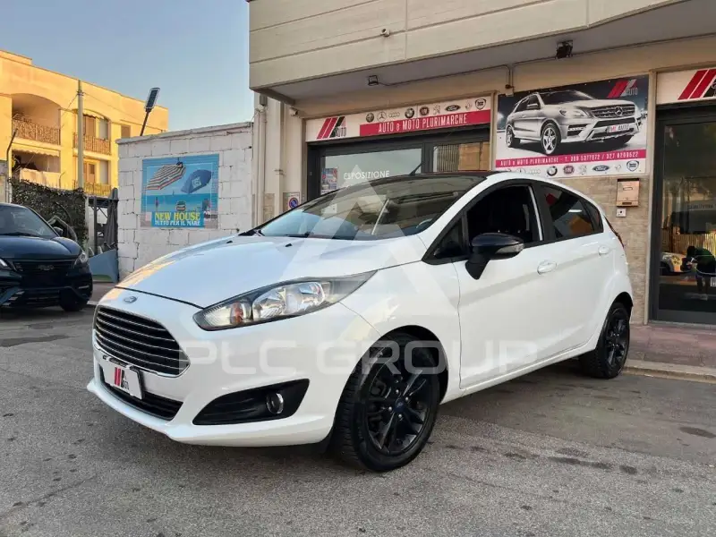 2015 Ford FIESTA