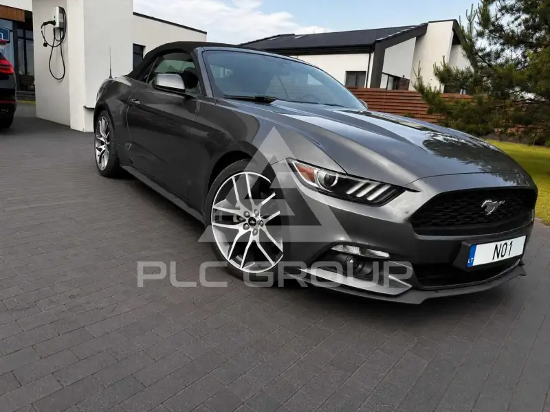 2015 Ford MUSTANG