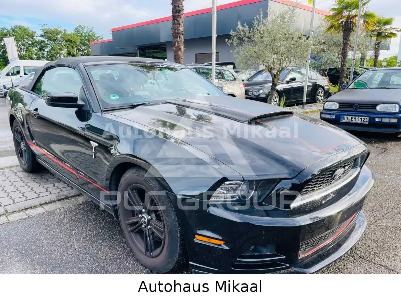 2015 Ford MUSTANG