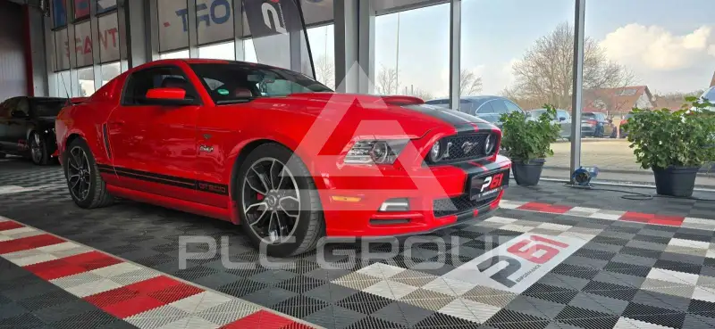 2015 Ford MUSTANG