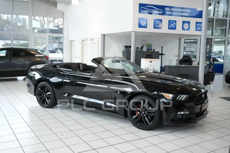 2015 Ford MUSTANG