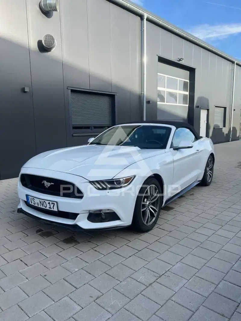 2015 Ford MUSTANG
