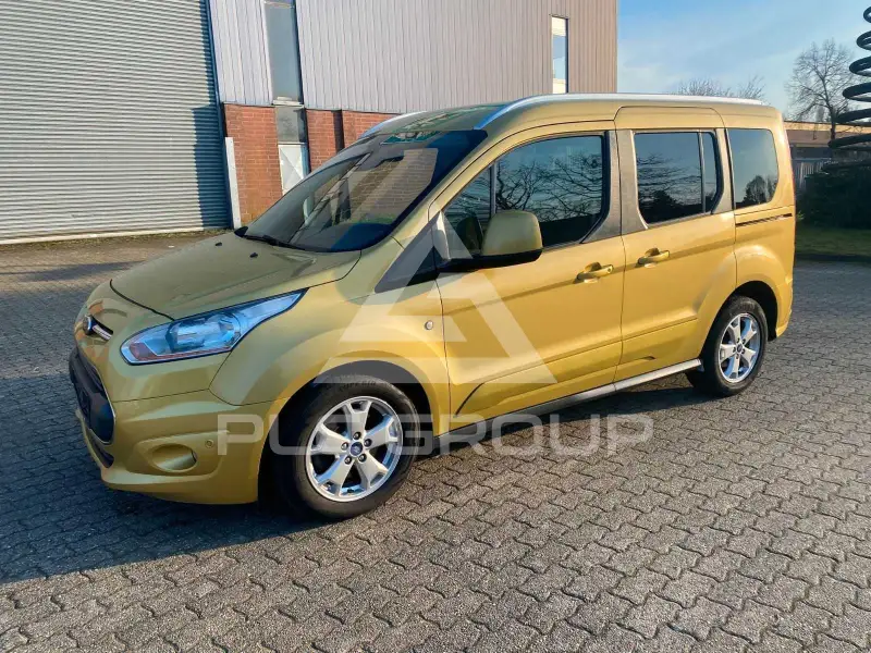2015 Ford Tourneo