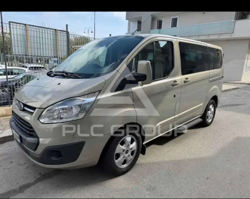 2015 Ford Tourneo