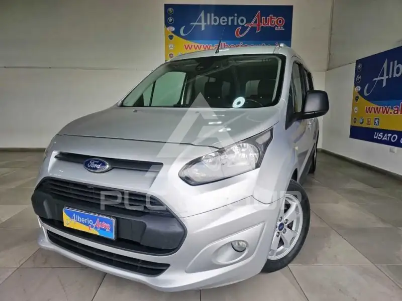 2015 Ford Tourneo