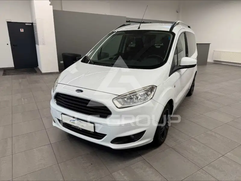 2015 Ford Tourneo