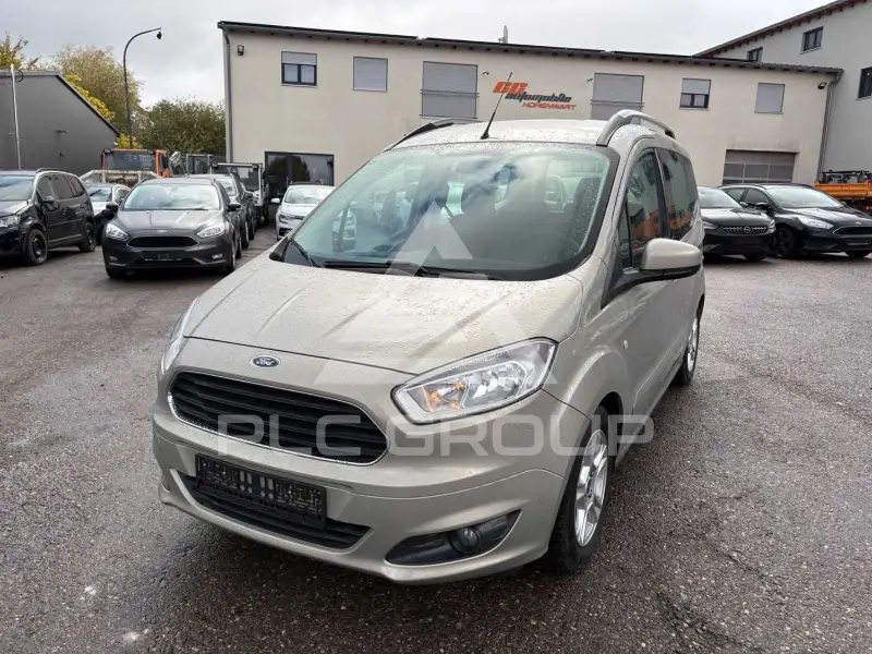 2015 Ford Tourneo