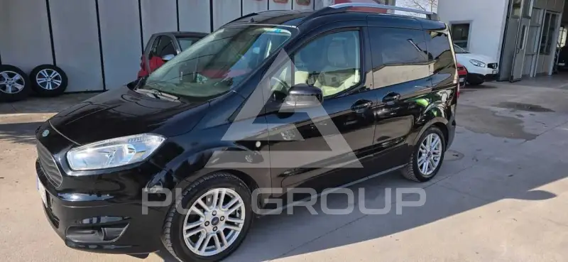2015 Ford Tourneo