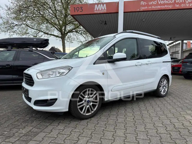 2015 Ford Tourneo