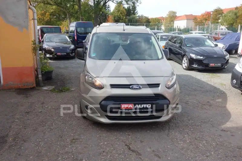 2015 Ford Tourneo