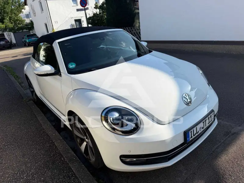 2015 Volkswagen BEETLE