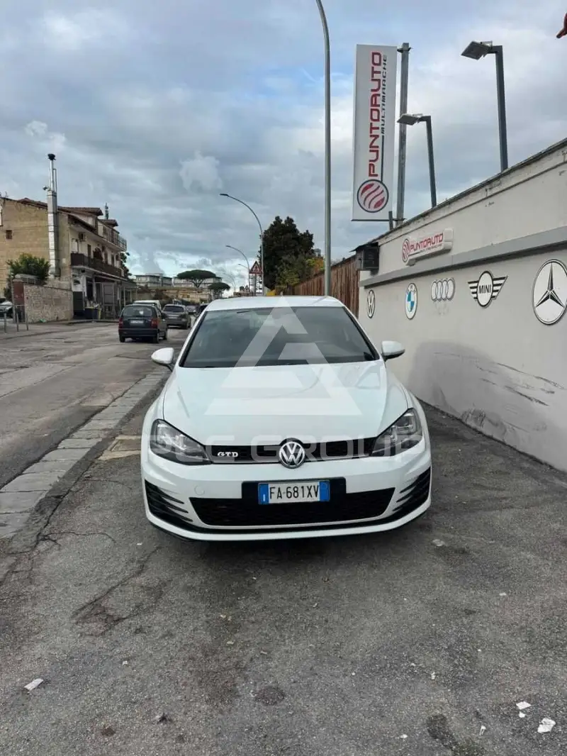 2015 Volkswagen GOLF