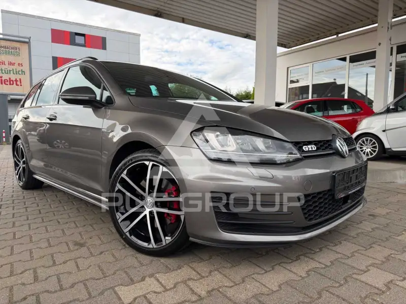 2015 Volkswagen GOLF